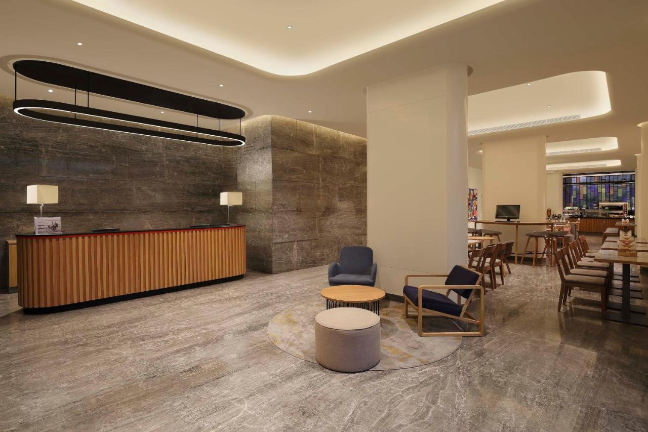 Holiday Inn Express Hyderabad Hitec City By Ihg Exterior photo