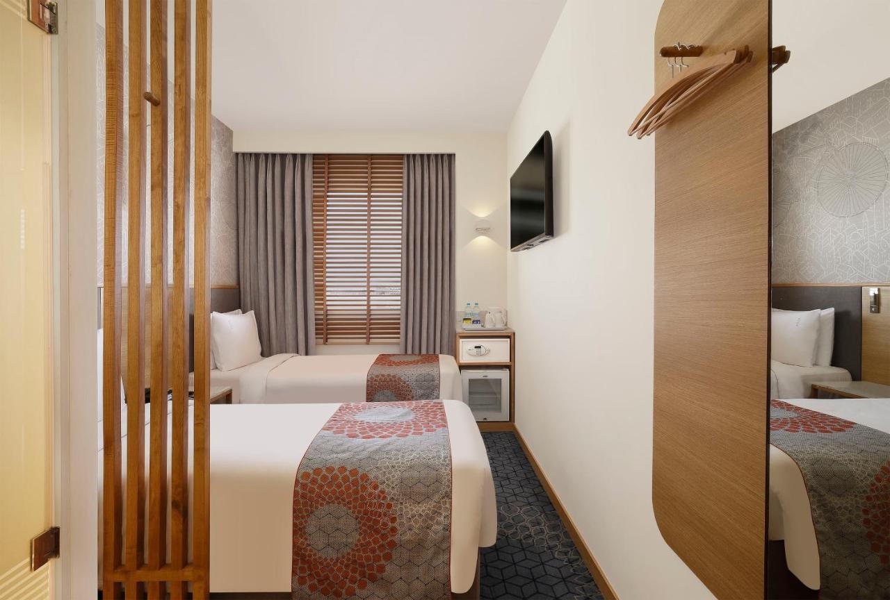 Holiday Inn Express Hyderabad Hitec City By Ihg Exterior photo
